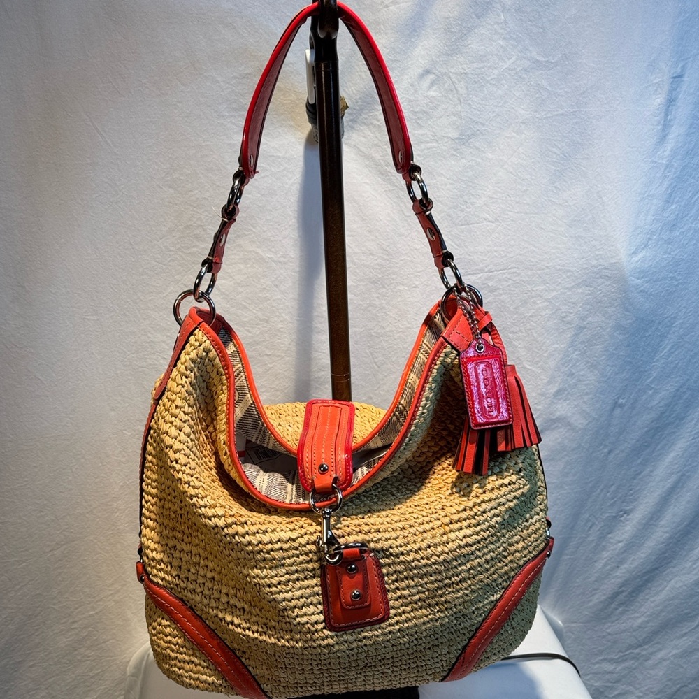 Vintage Coach Large Raffia Hobo Straw/Leather Bag with Coral Trim - Picture 3 of 16